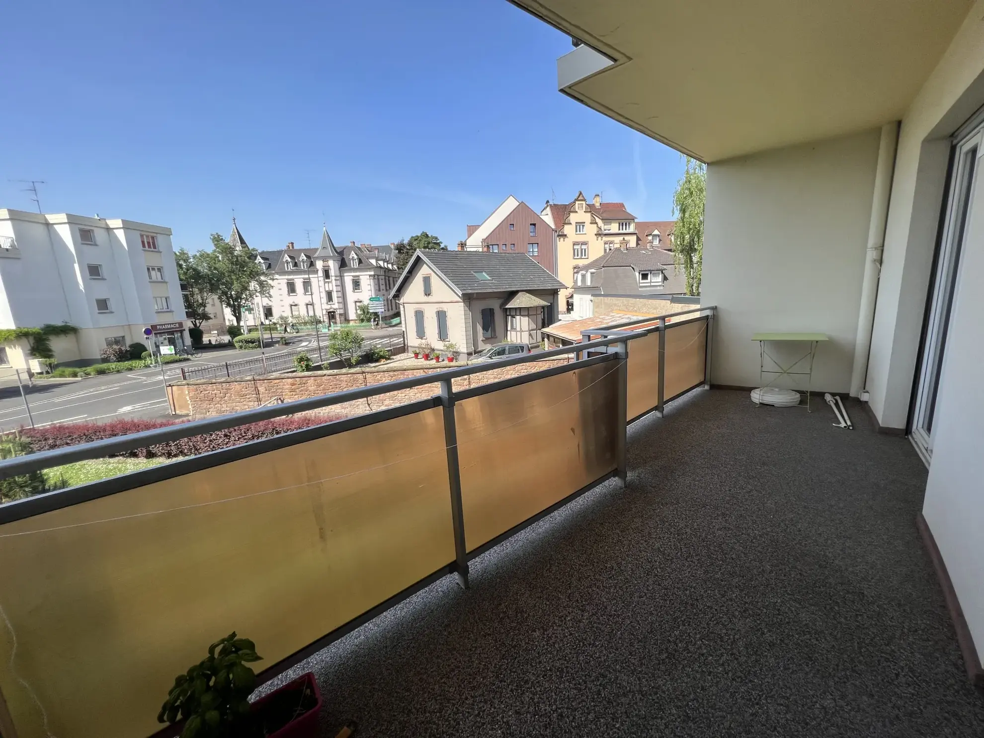 A vendre appartement 3 pièces de 74 m² au centre de Colmar avec garage et cave 