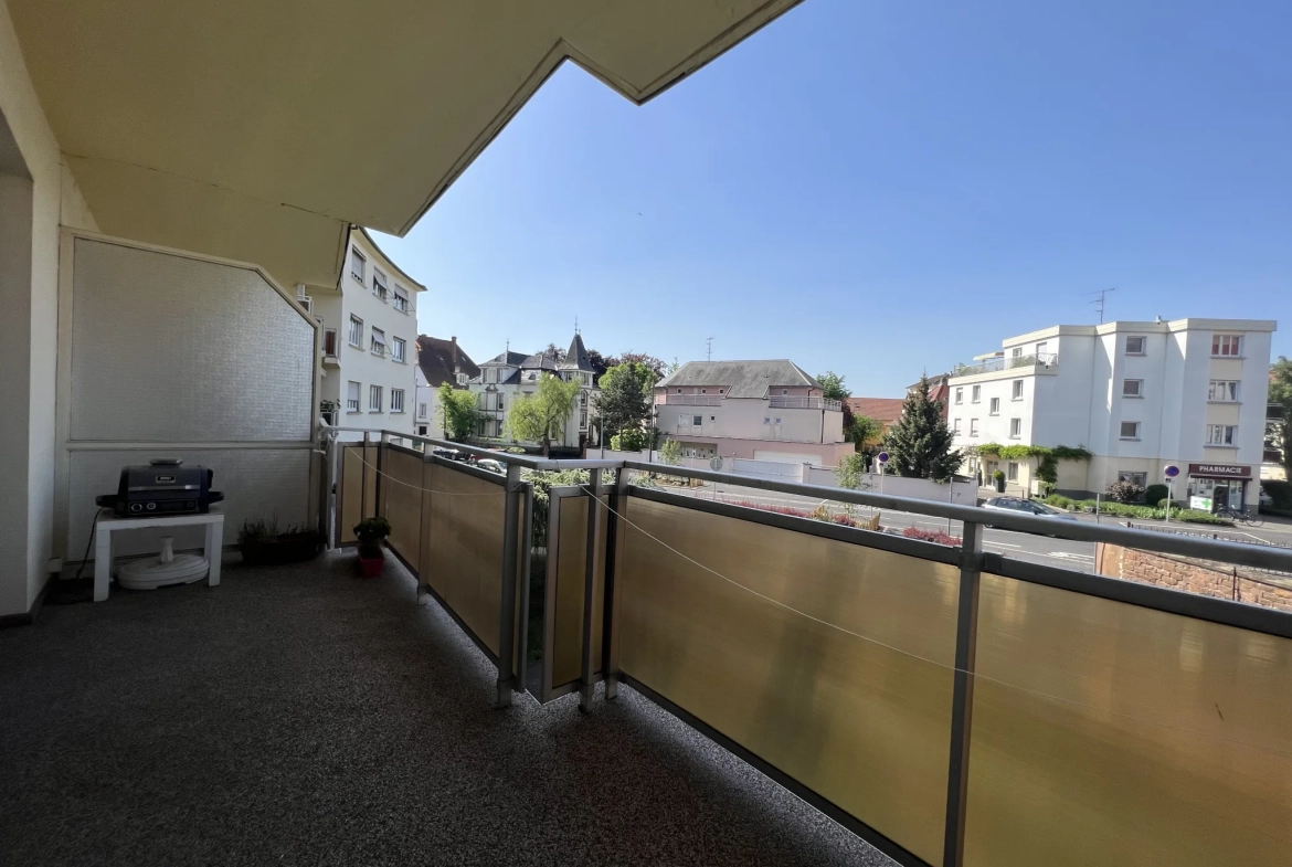 A vendre appartement 3 pièces de 74 m² au centre de Colmar avec garage et cave 