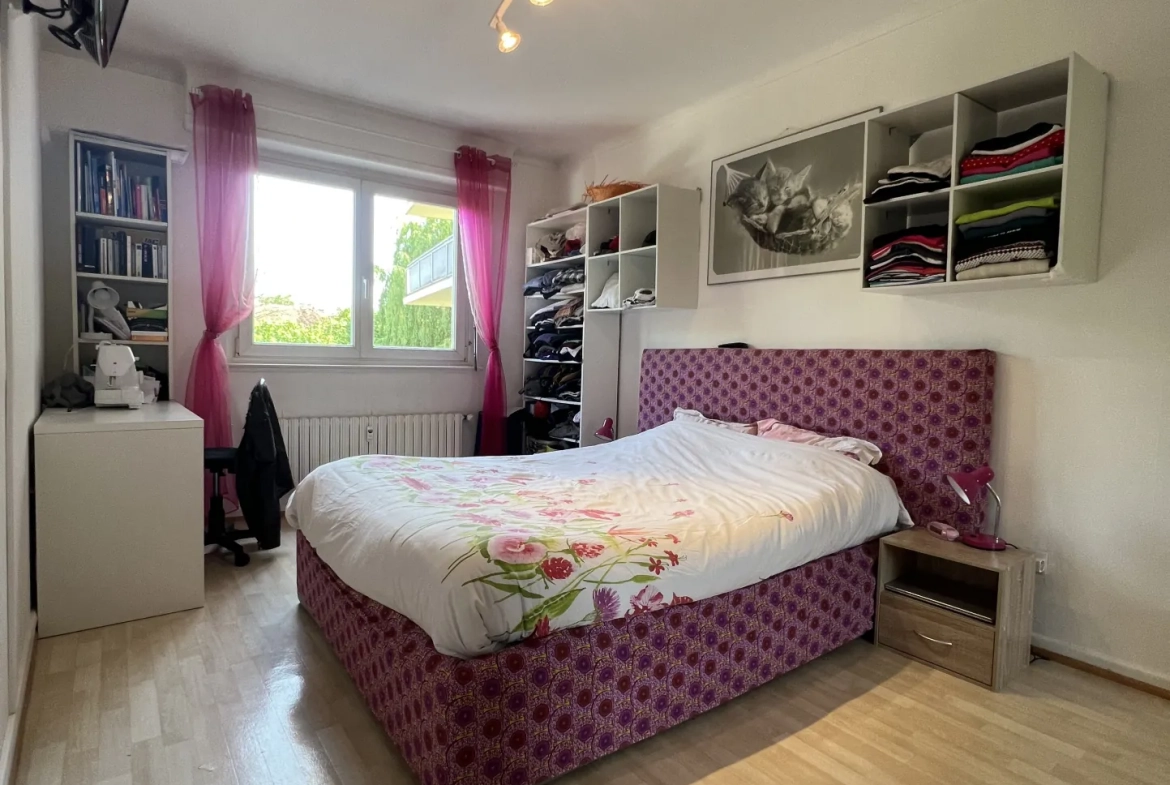 A vendre appartement 3 pièces de 74 m² au centre de Colmar avec garage et cave 