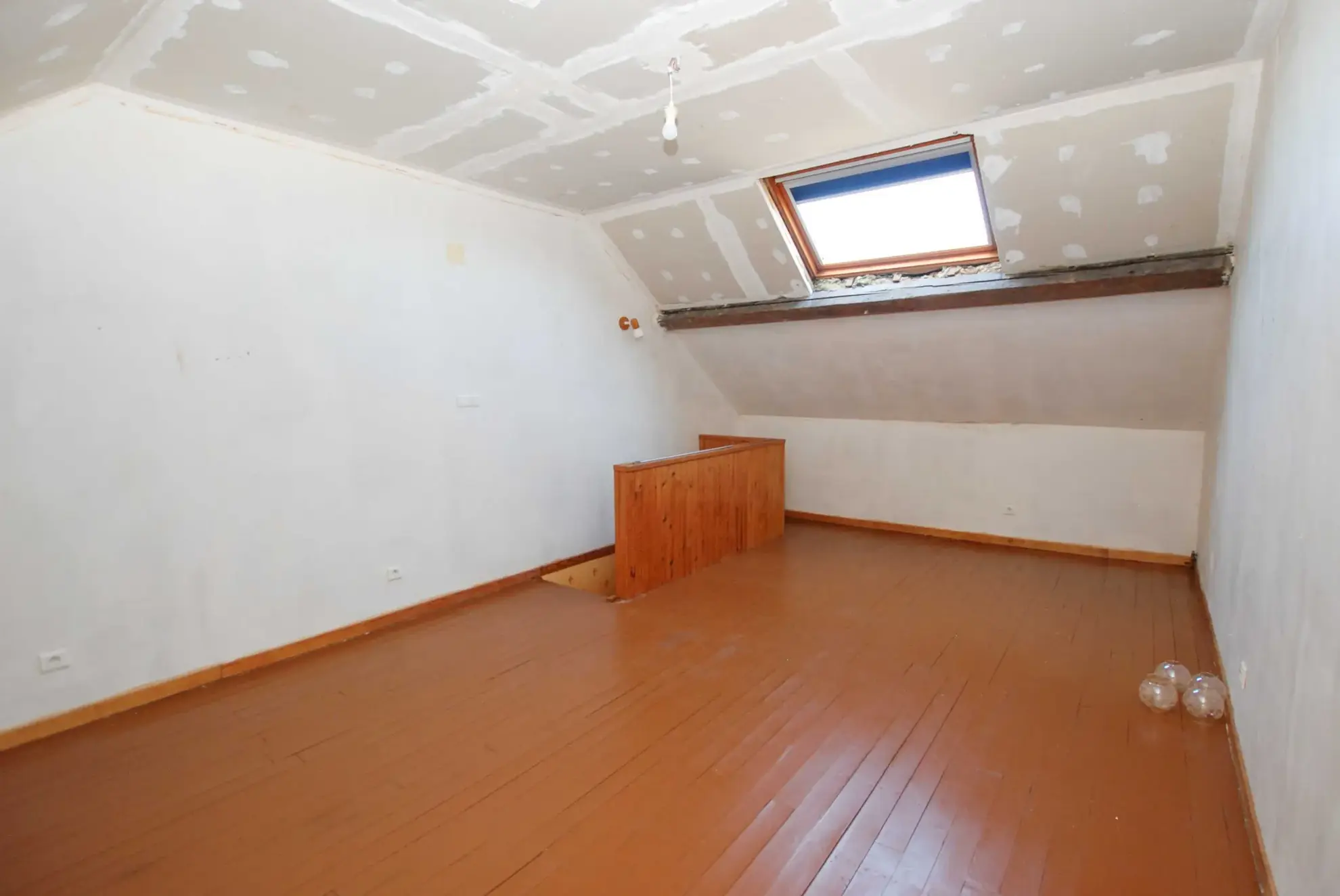 Maison à vendre à Marpent avec jardin, garage et 3 chambres 