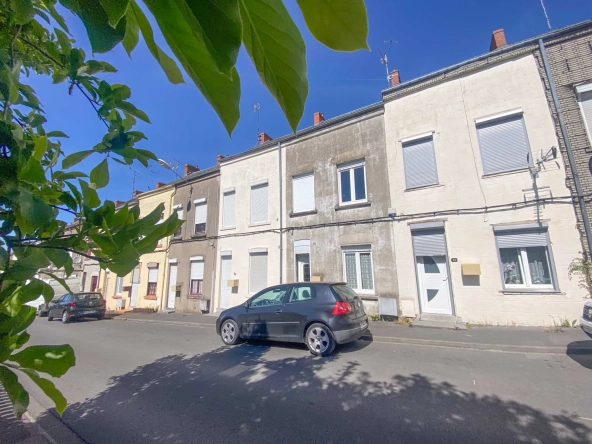 Maison à vendre à Marpent avec jardin, garage et 3 chambres
