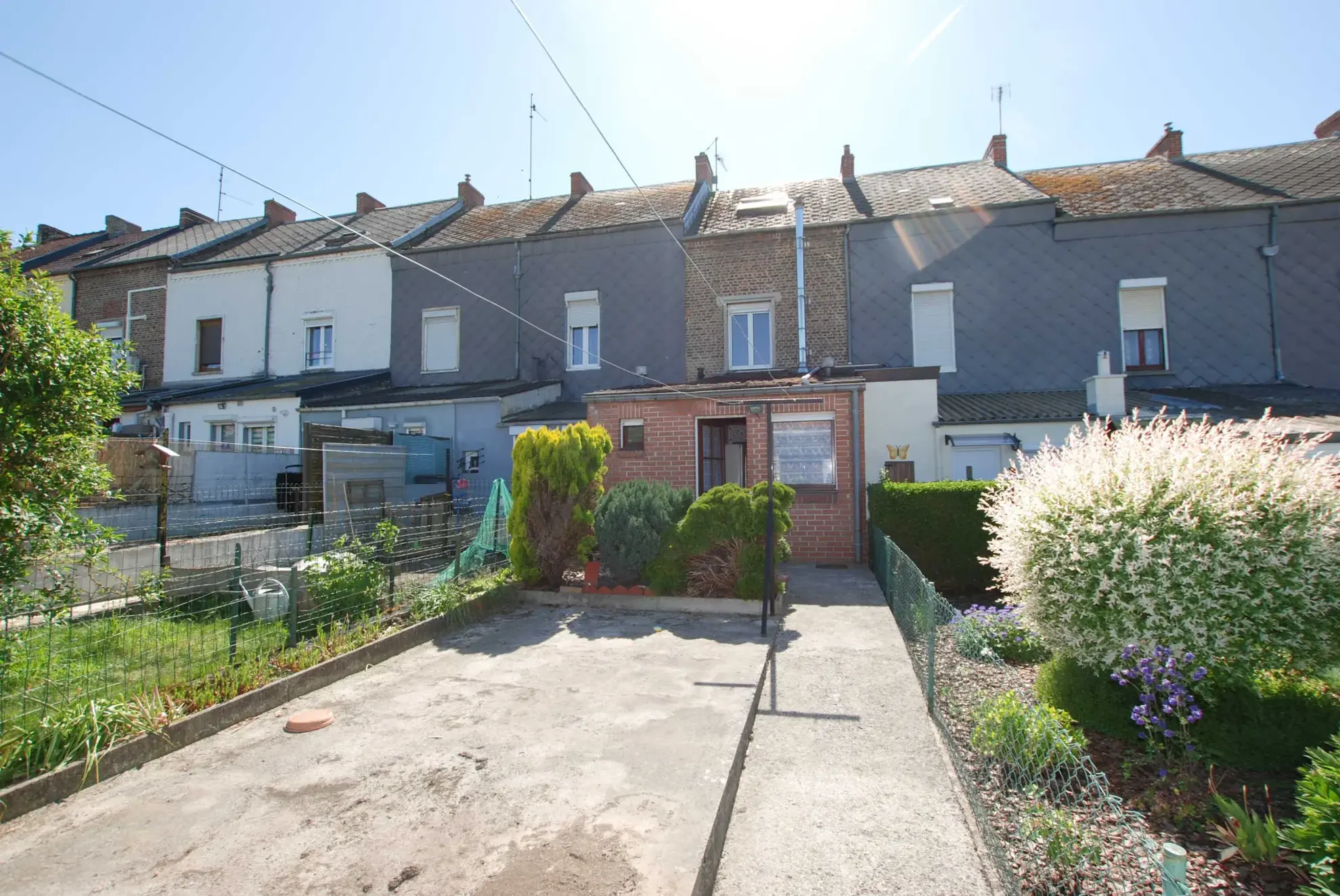 Maison à vendre à Marpent avec jardin, garage et 3 chambres 