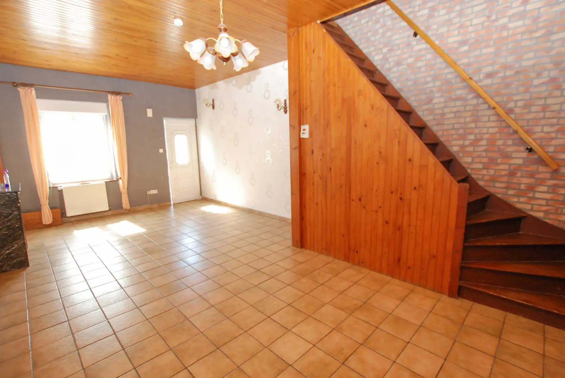 Maison à vendre à Marpent avec jardin, garage et 3 chambres 