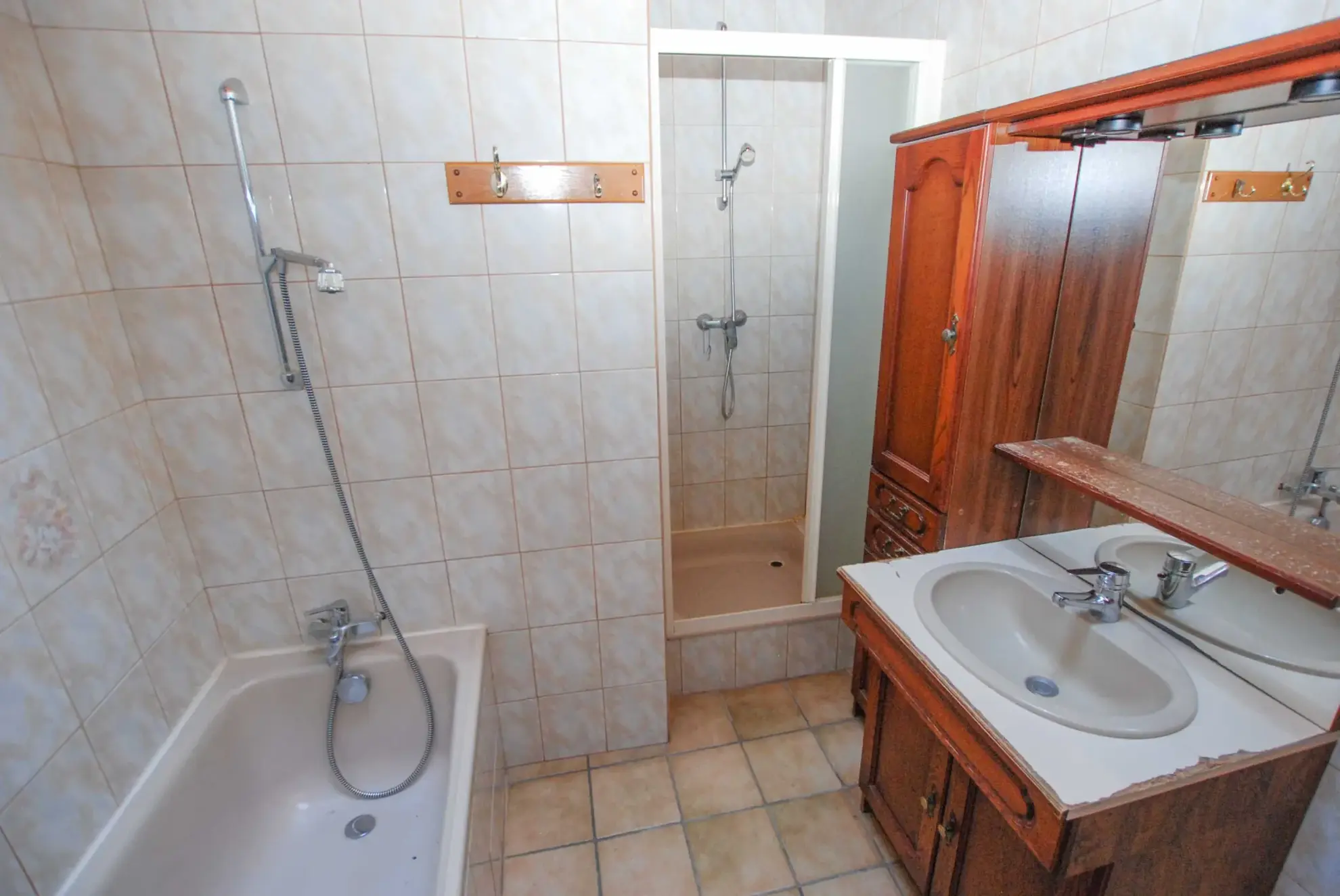 Maison à vendre à Marpent avec jardin, garage et 3 chambres 