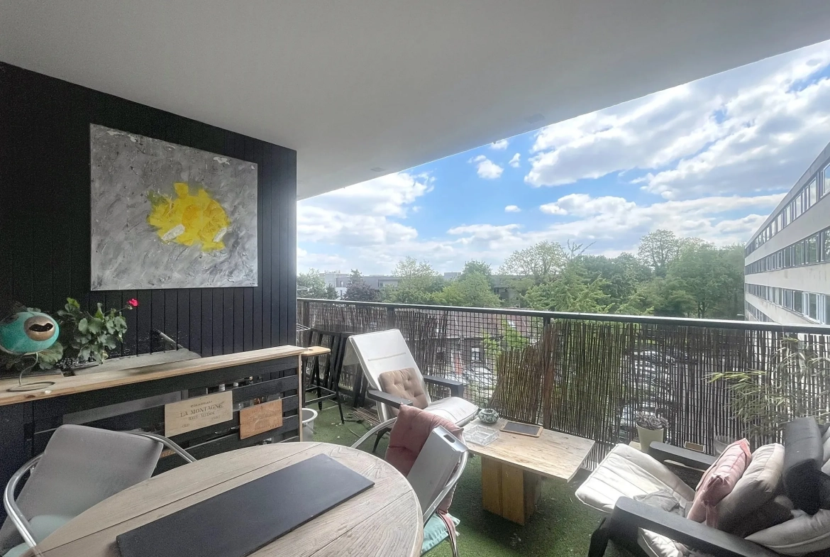 Appartement de 97 m² avec balcon à Tourcoing dans un environnement calme 