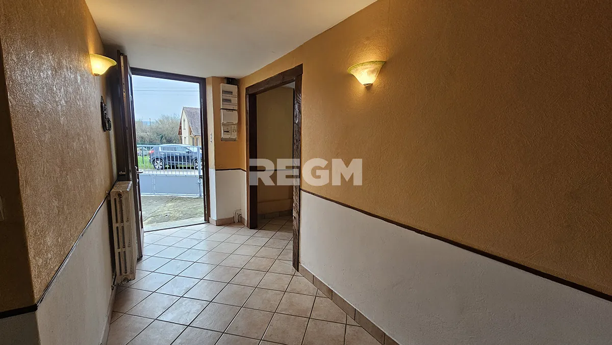 Charmante maison longère de 101 m² à Pont-sur-Vanne avec potentiel d’agrandissement 