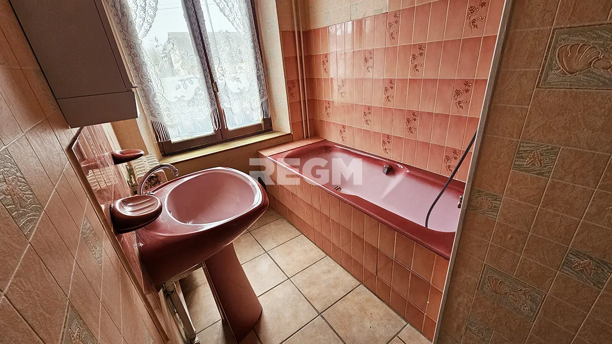 Charmante maison longère de 101 m² à Pont-sur-Vanne avec potentiel d’agrandissement 