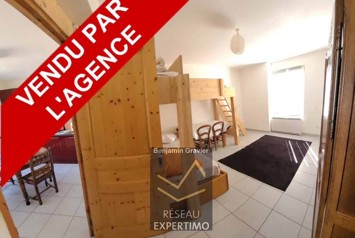 Appartement T2 rénové avec terrasse et parking à Gunsbach près de Munster 