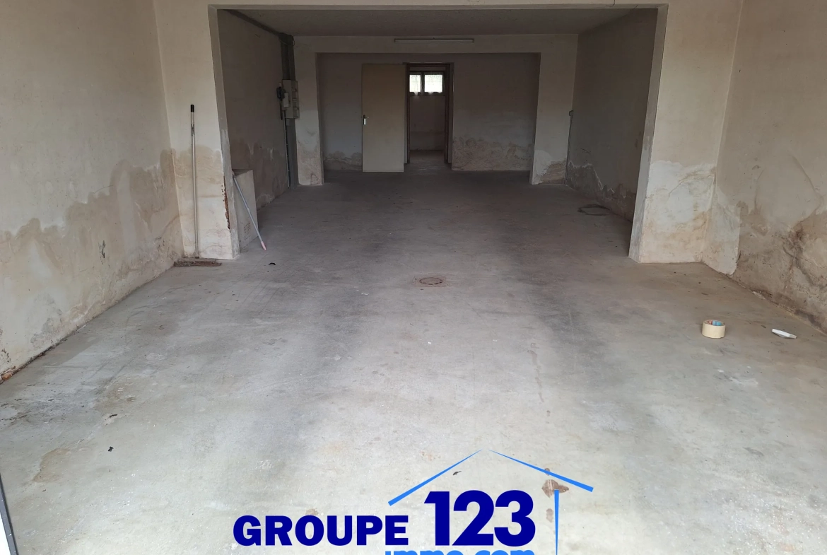 Maison de 126 m² avec garage et terrain de 2000 m² à Moneteau 