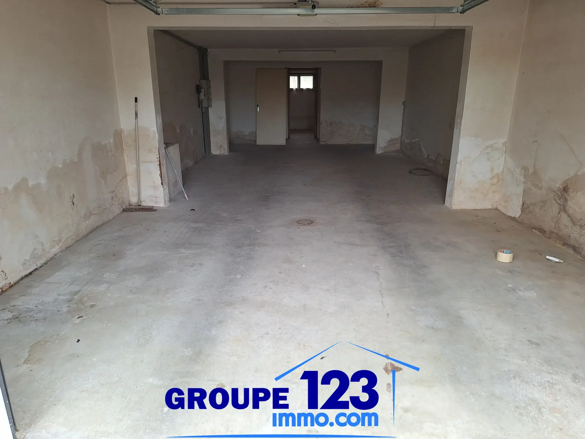 Maison de 126 m² avec garage et terrain de 2000 m² à Moneteau 