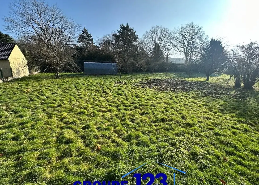 Maison de 126 m² avec garage et terrain de 2000 m² à Moneteau 