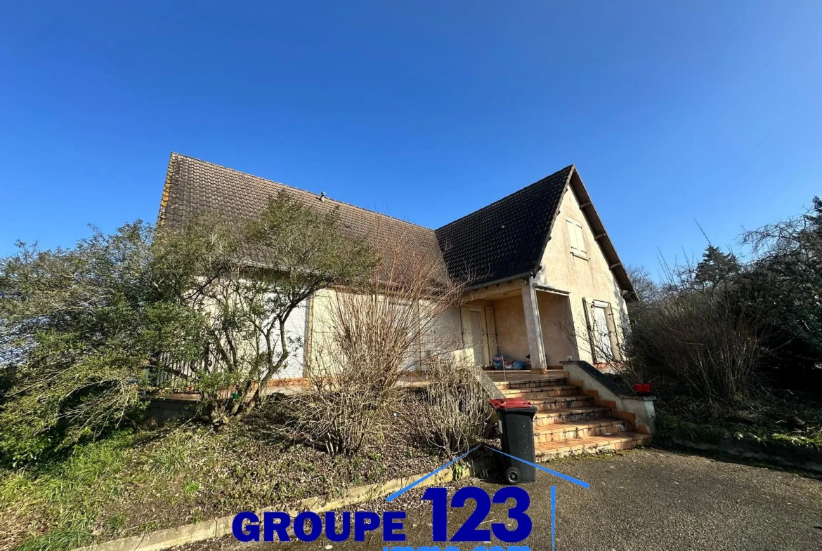 Maison de 126 m² avec garage et terrain de 2000 m² à Moneteau 