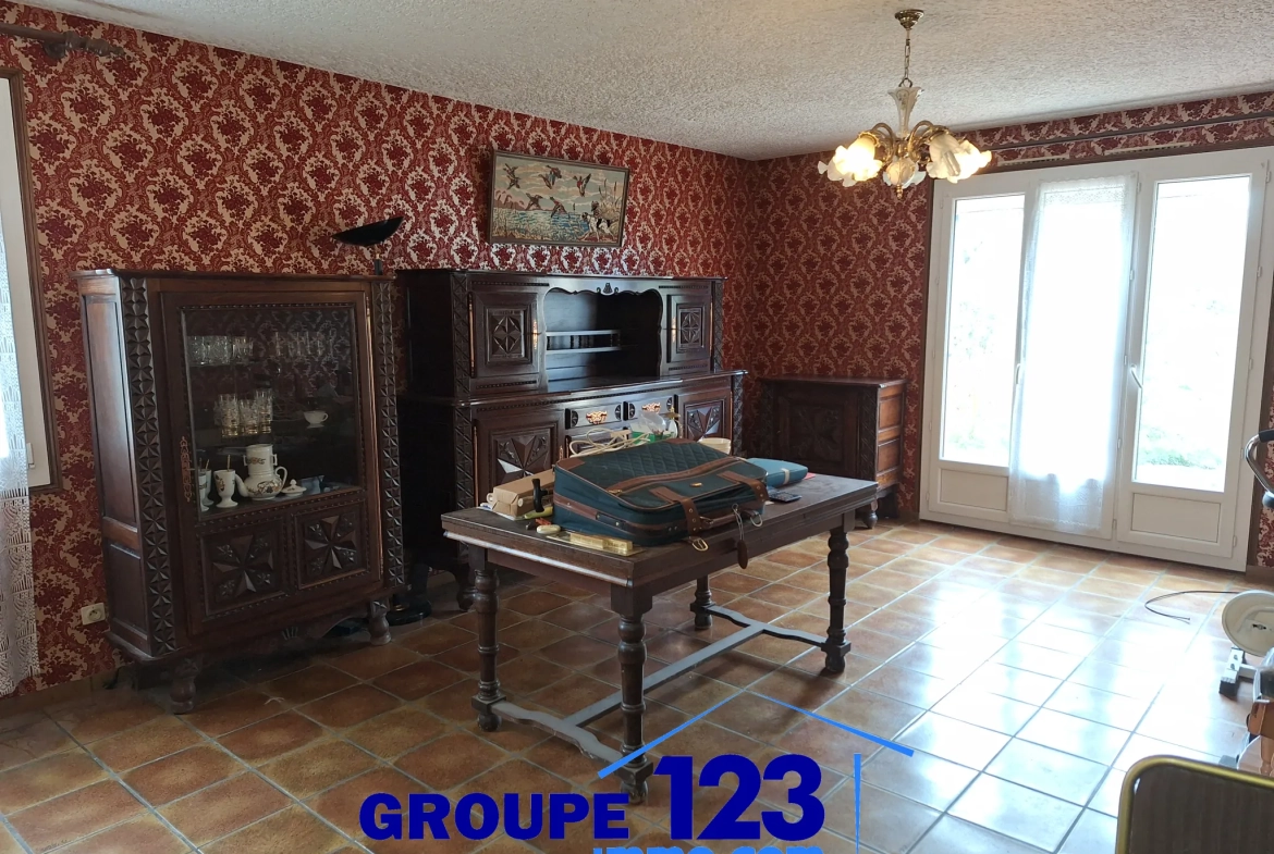 Maison de 126 m² avec garage et terrain de 2000 m² à Moneteau 