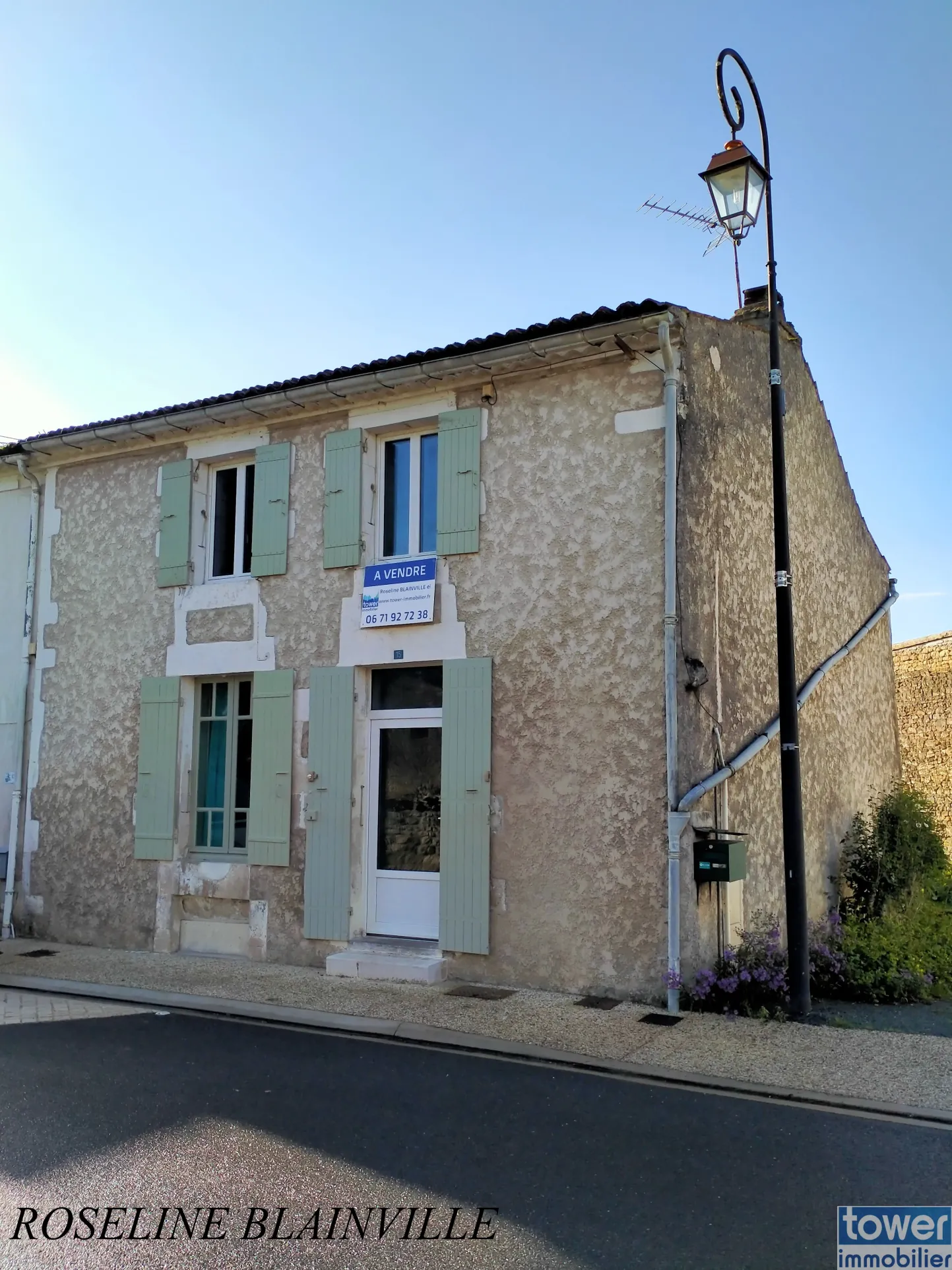 Maison de village à rénover à Meursac - 83 m², proche Royan 
