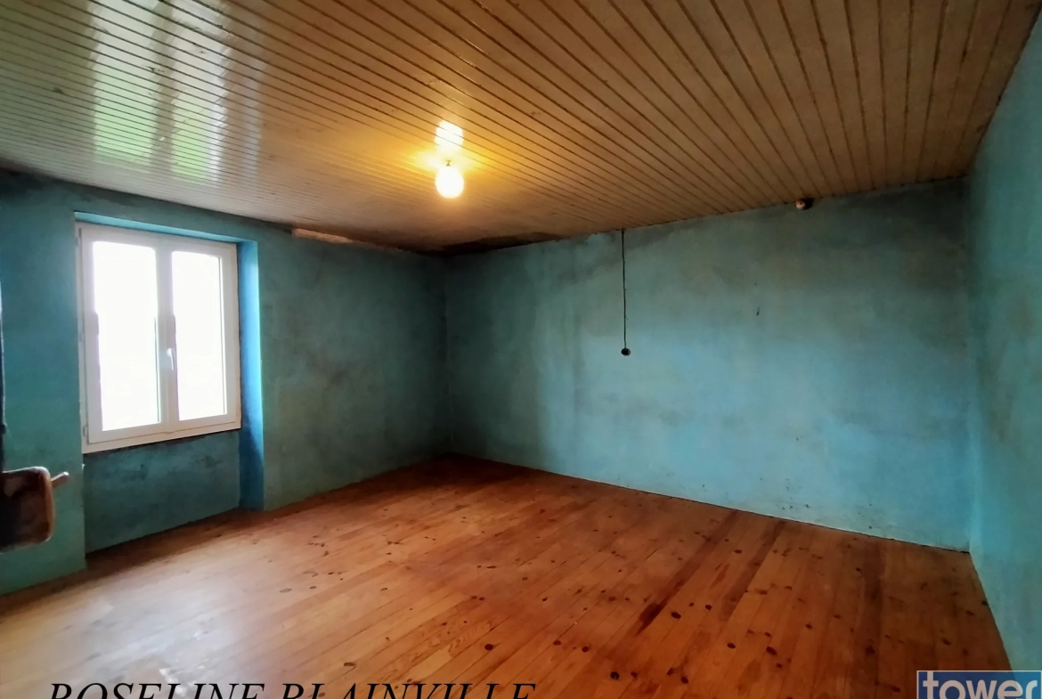 Maison de village à rénover à Meursac - 83 m², proche Royan 