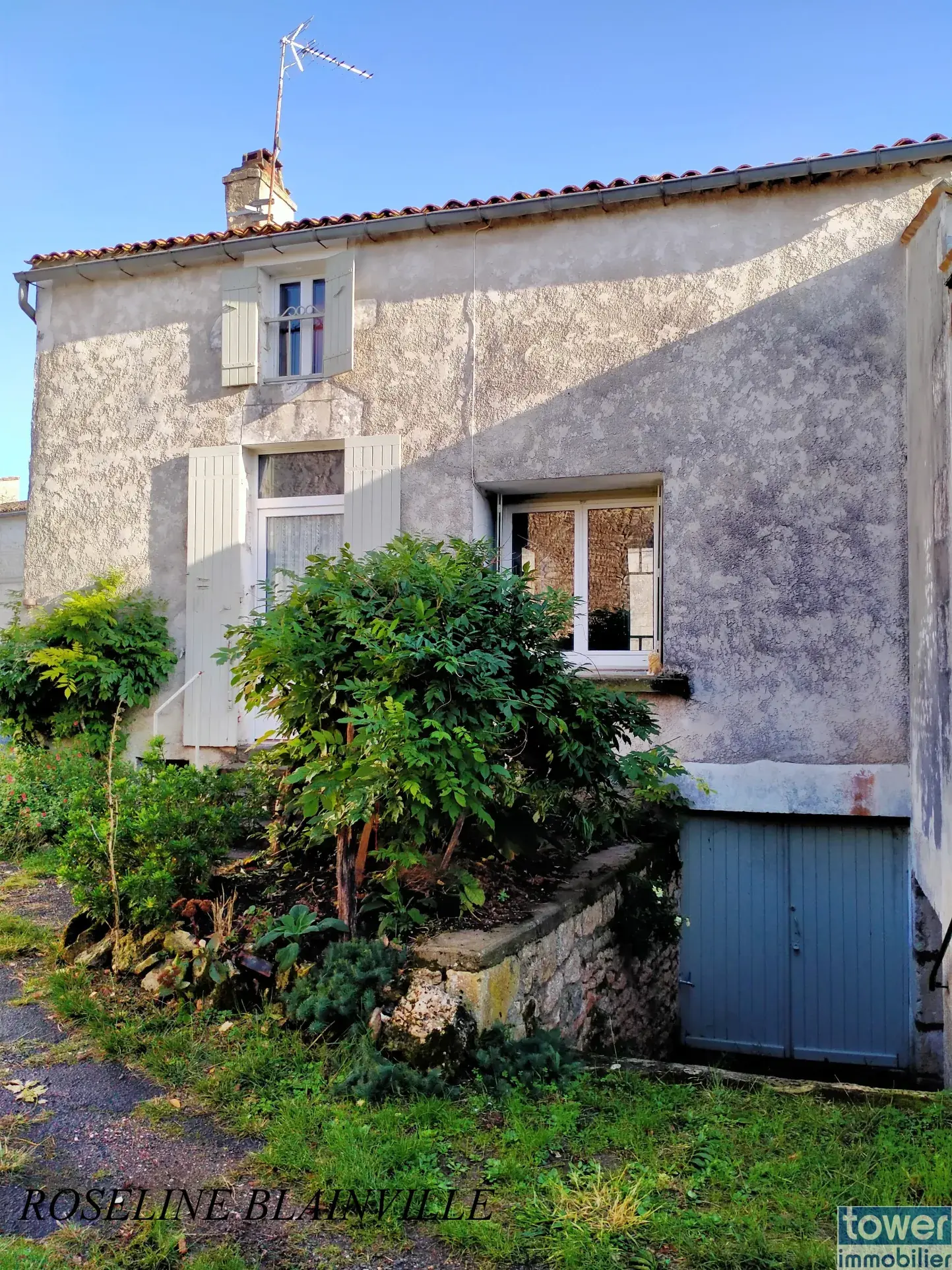 Maison de village à rénover à Meursac - 83 m², proche Royan 