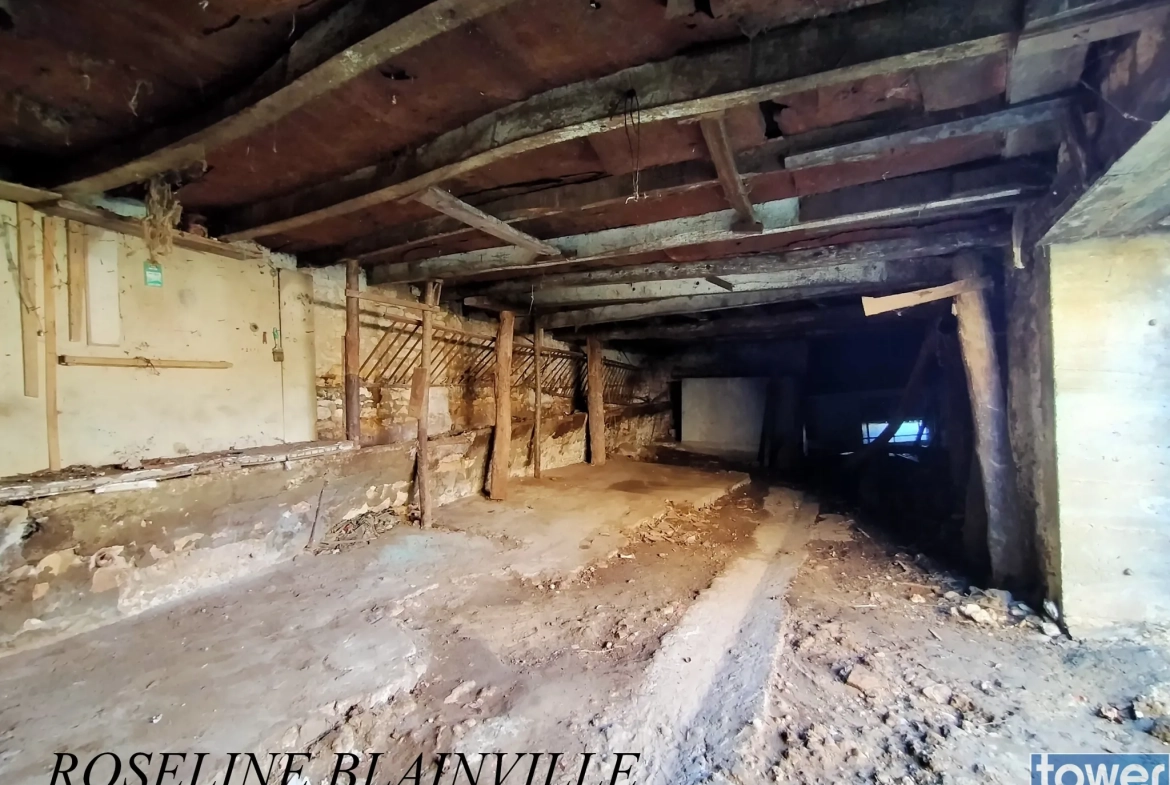 Maison de village à rénover à Meursac - 83 m², proche Royan 