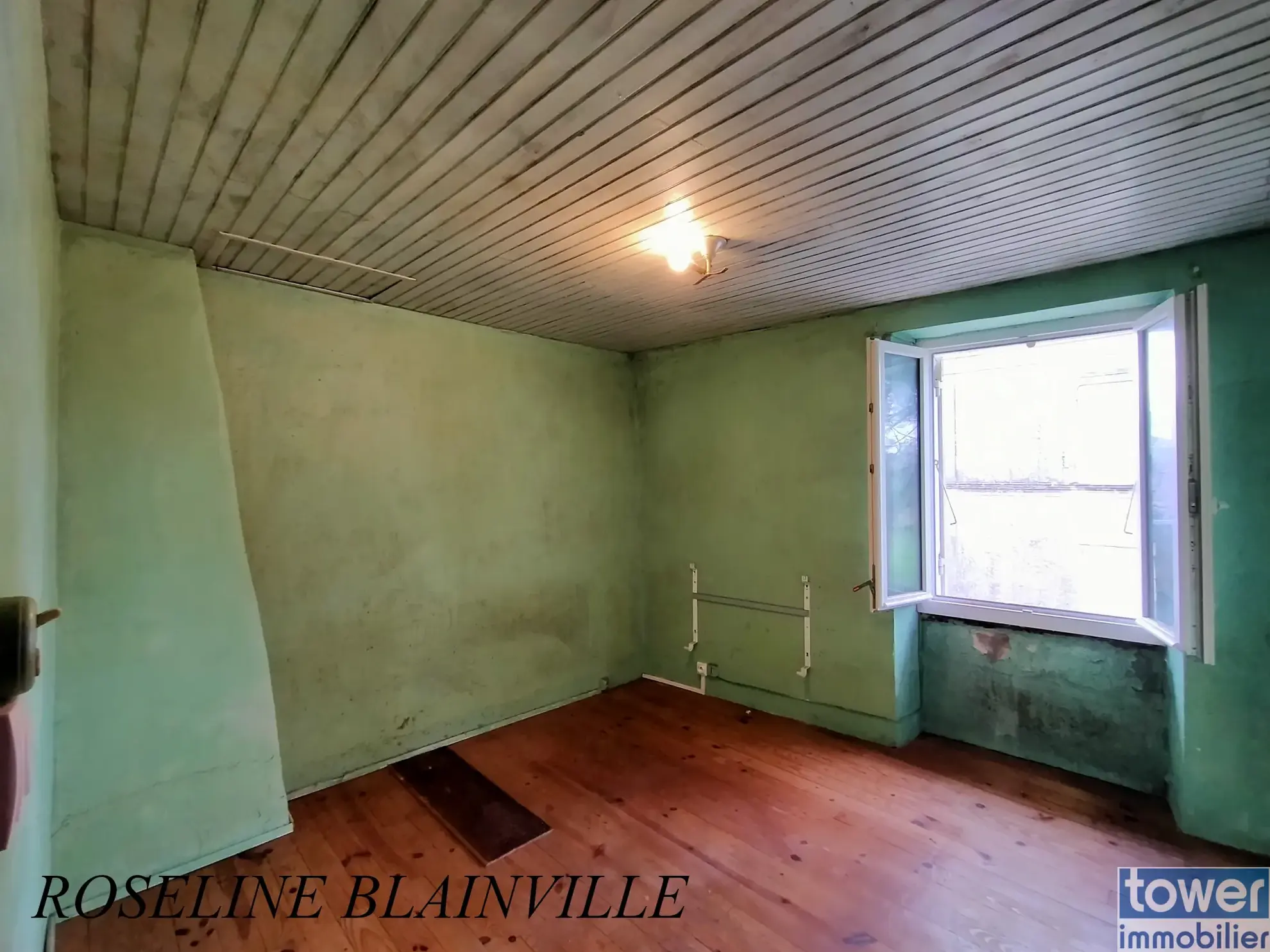 Maison de village à rénover à Meursac - 83 m², proche Royan 