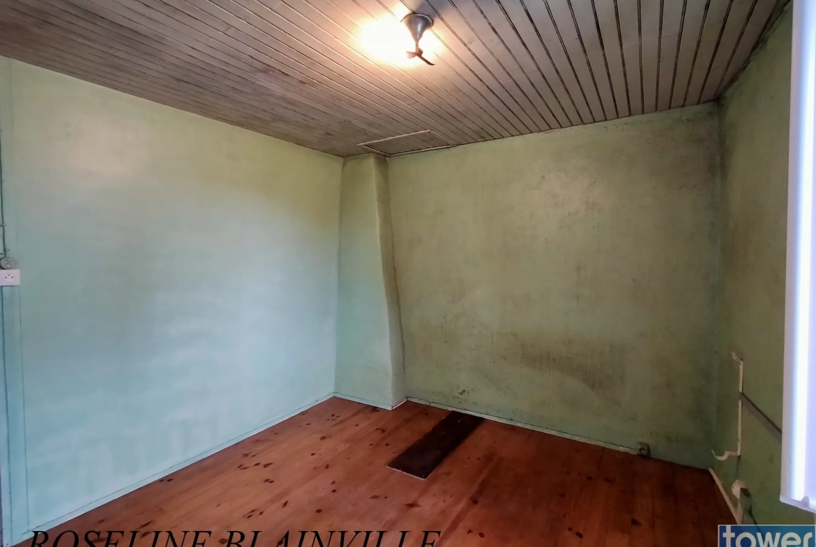 Maison de village à rénover à Meursac - 83 m², proche Royan 