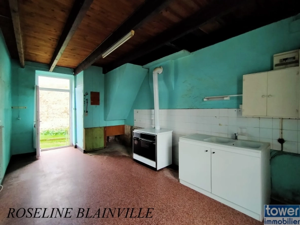 Maison de village à rénover à Meursac - 83 m², proche Royan 