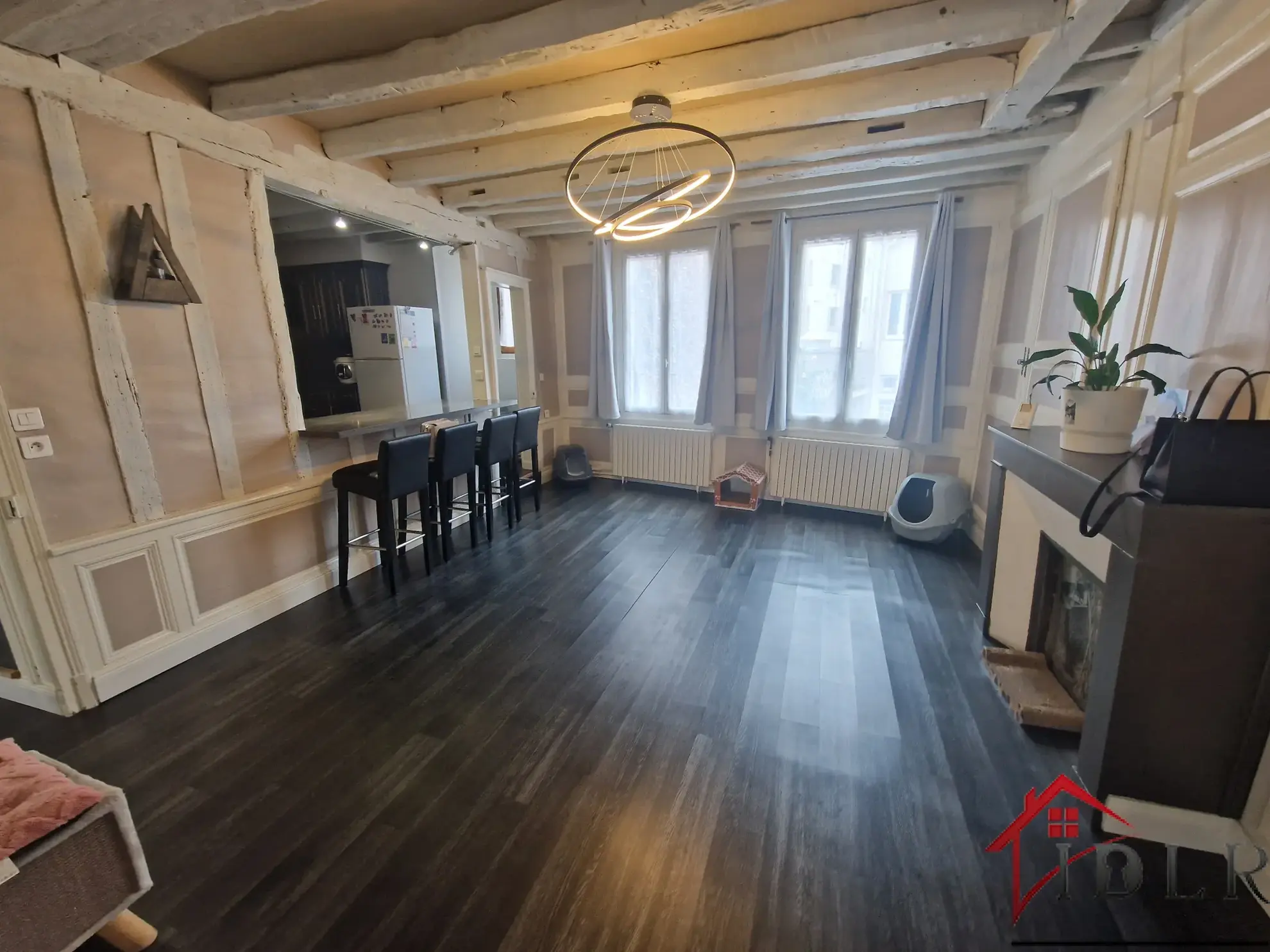 Charmante maison de ville en triplex de 135 m² à Chalons-en-Champagne 