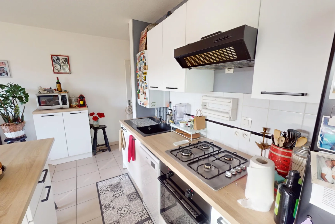 Appartement T3 avec terrasse et garage à Montpellier dans résidence récente 