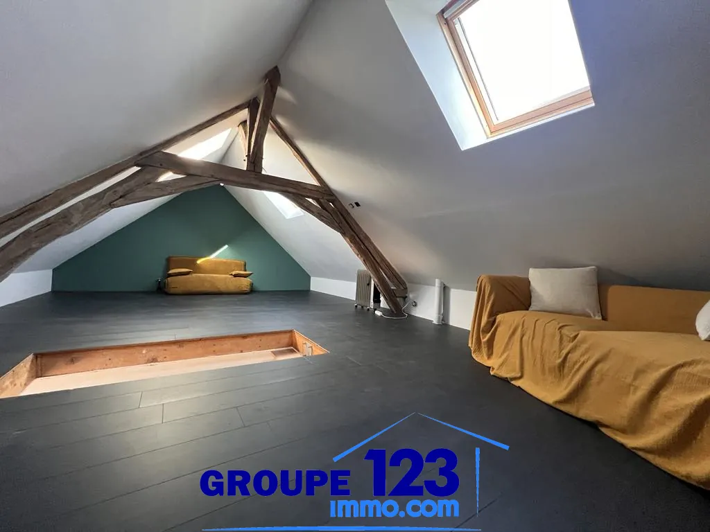 Maison ancienne rénovée avec jardin, 3 chambres près de Toucy 