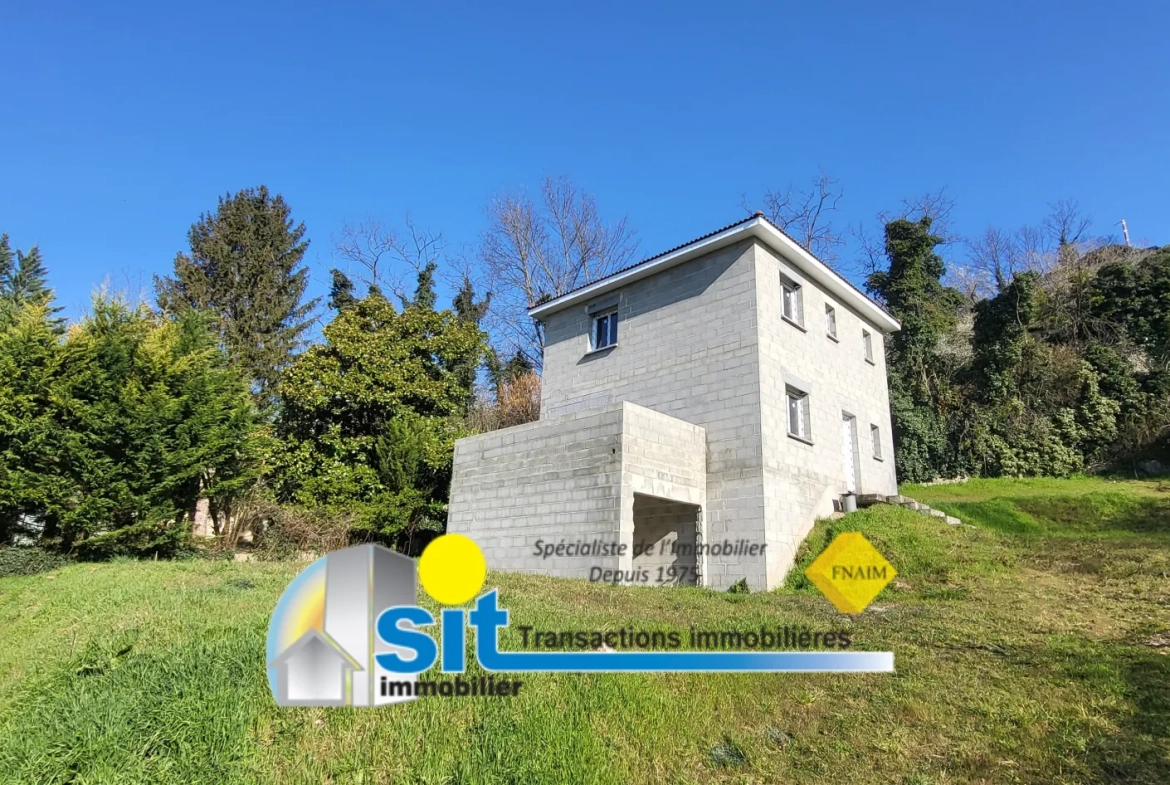 Maison à rénover de 93 m² à Vienne, idéalement située et à personnaliser 