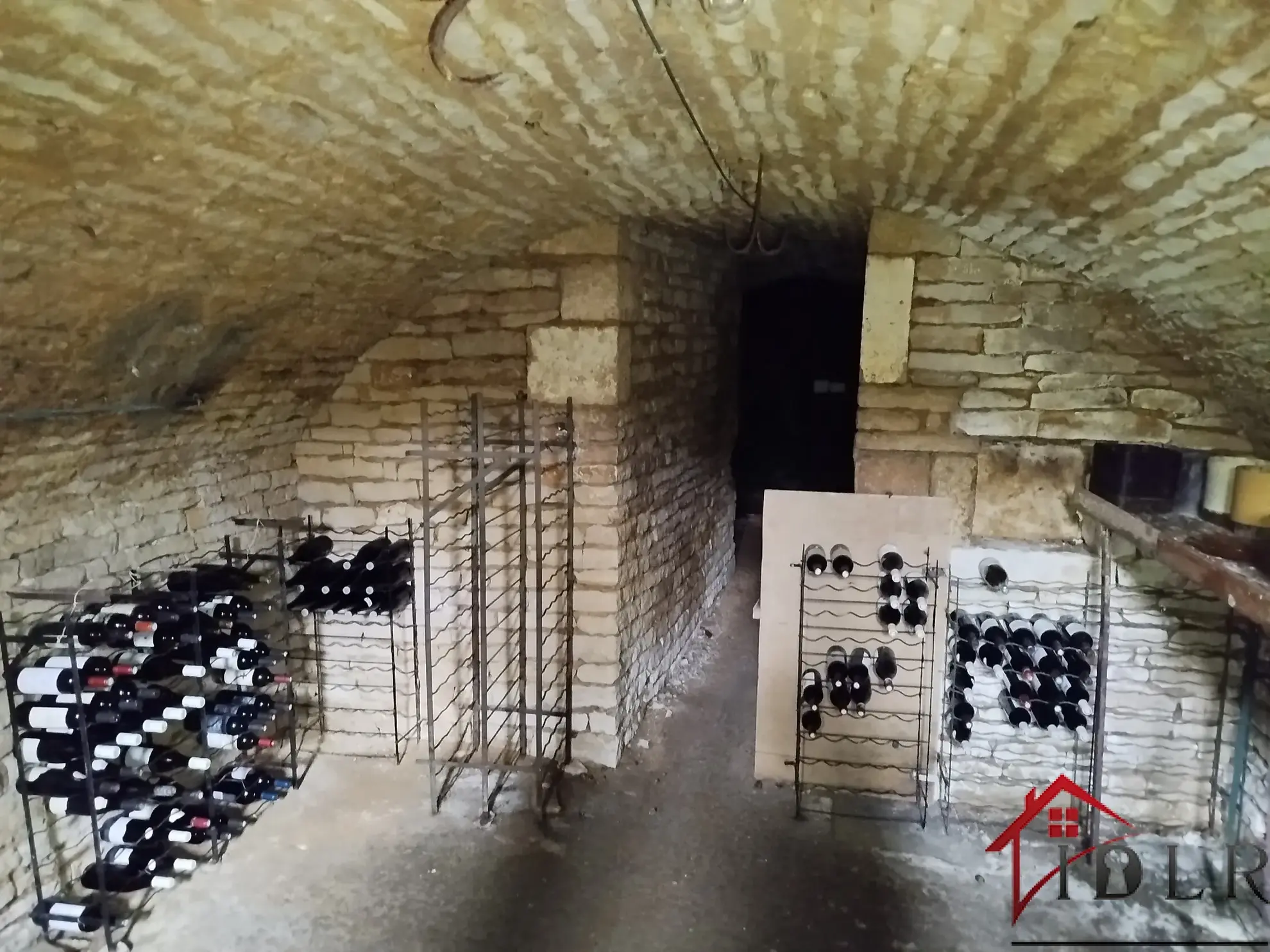 Maison en pierre à Bourdons-sur-Rognon (52700) avec garage et terrain 