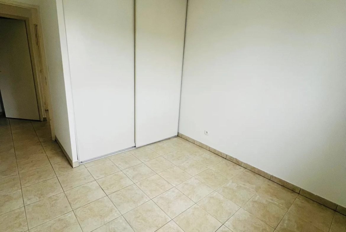 Bel appartement 3 pièces avec balcon et parking à Arras 