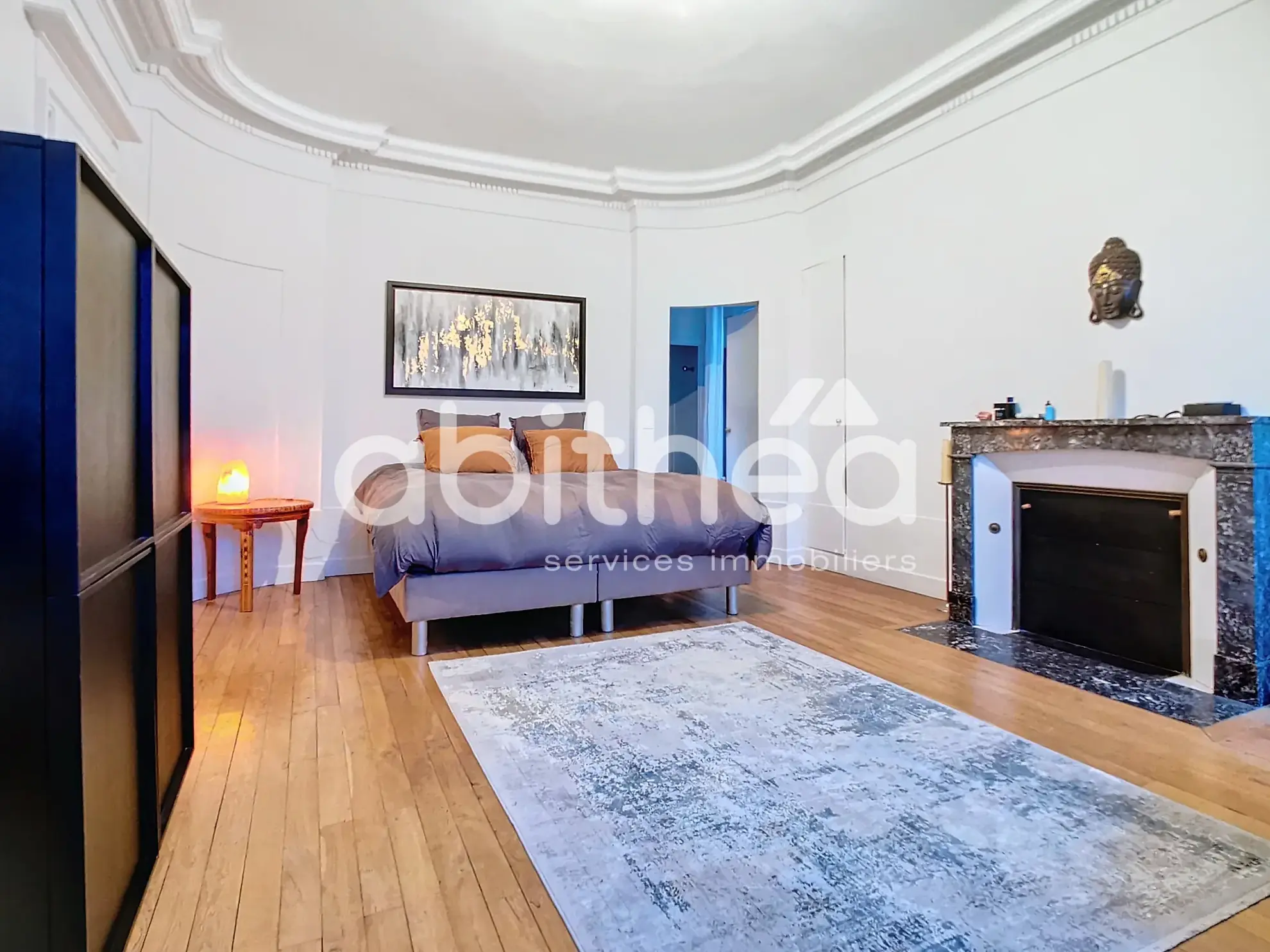 Appartement de 160 m² avec vue sur la cathédrale à Troyes 