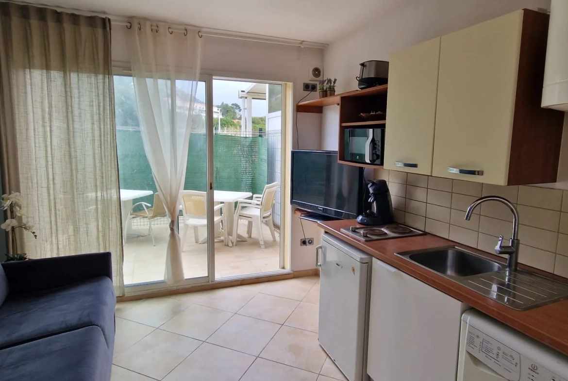 Achat d'un studio avec terrasse et parking privé sur la plage du Rouet à Carry le Rouet 