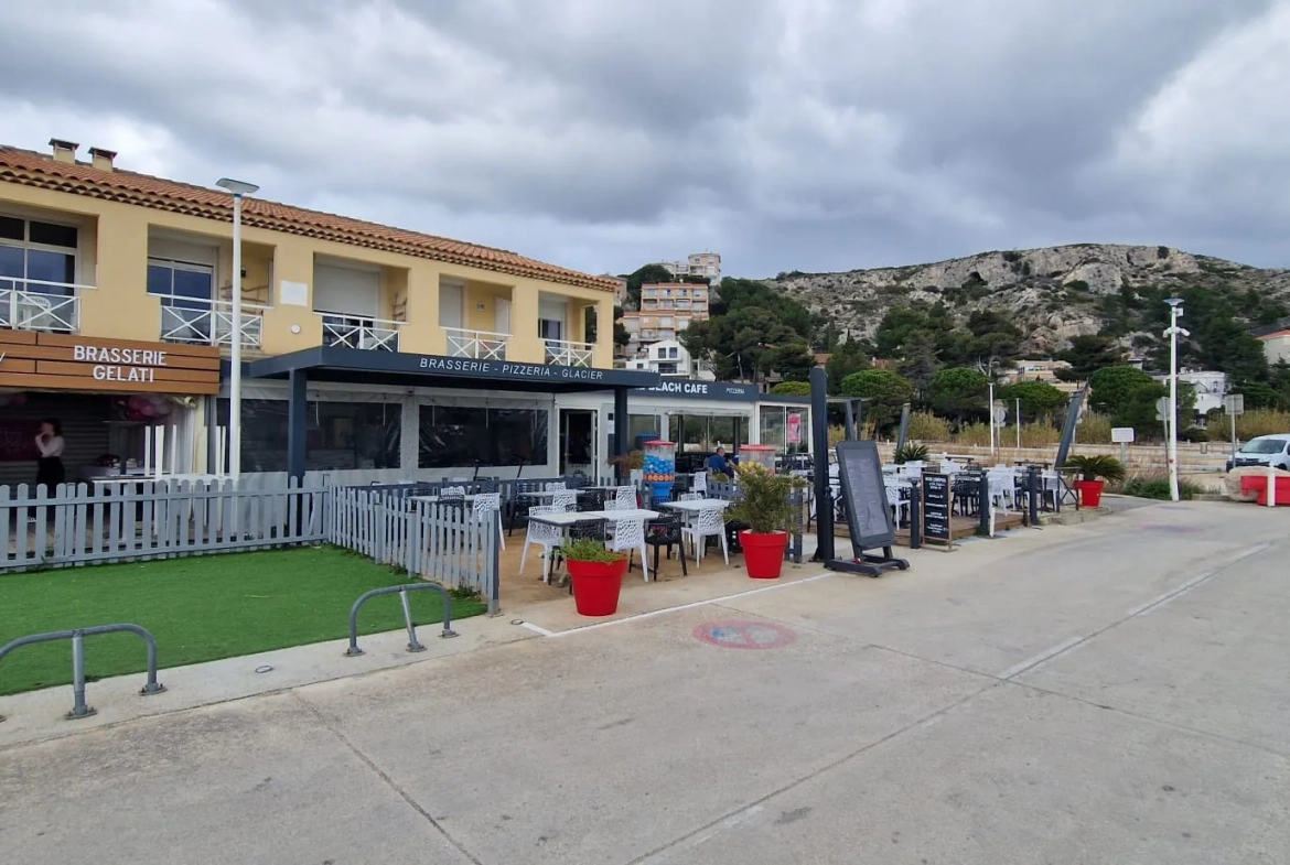 Achat d'un studio avec terrasse et parking privé sur la plage du Rouet à Carry le Rouet 