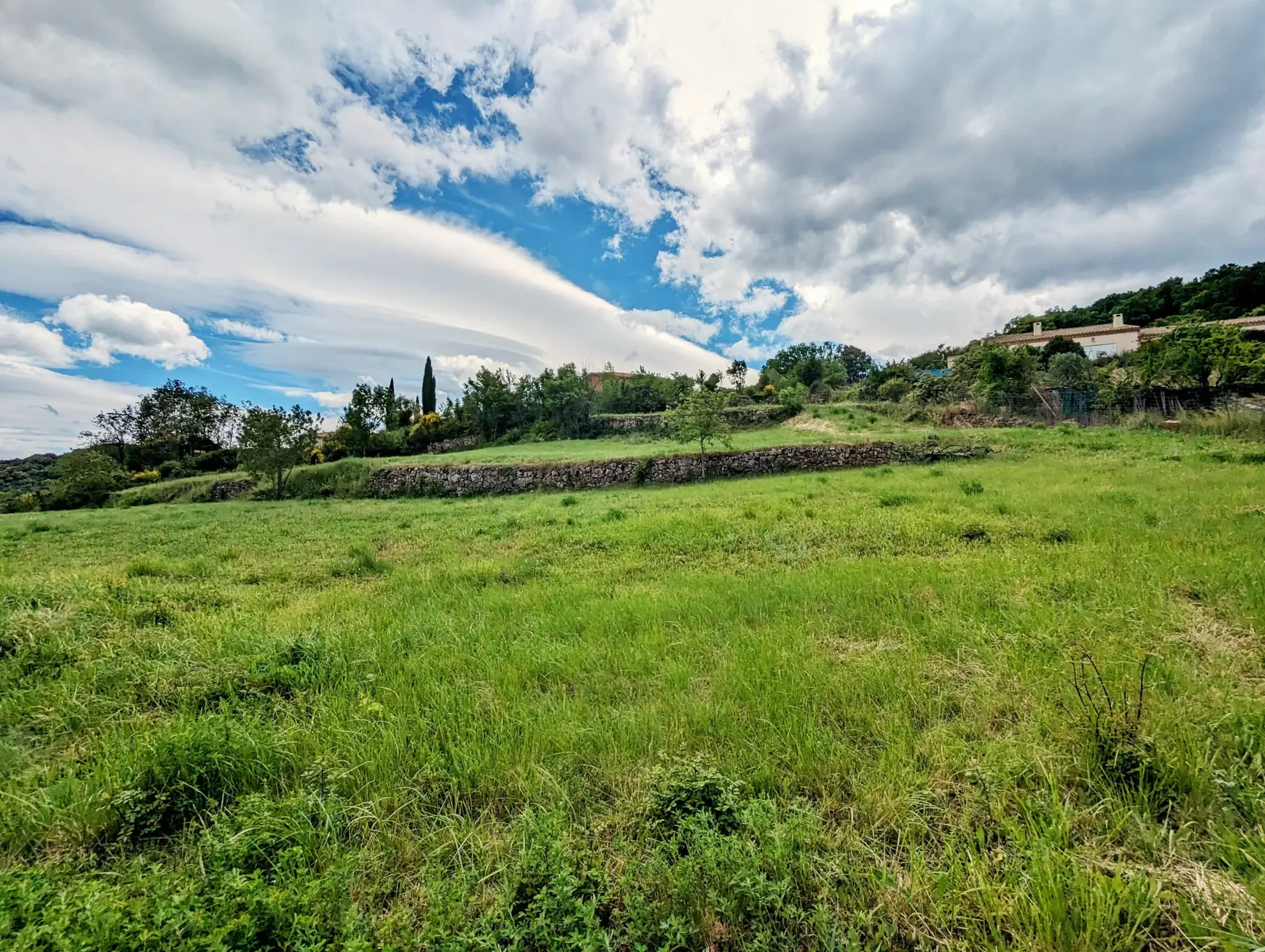 Terrains constructibles dans le Pradal avec vue dominante et exposition sud 