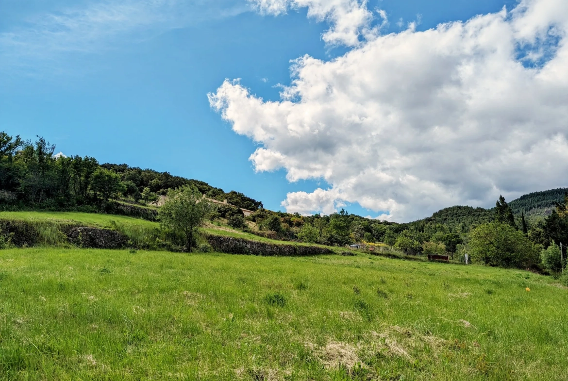 Terrains constructibles dans le Pradal avec vue dominante et exposition sud 