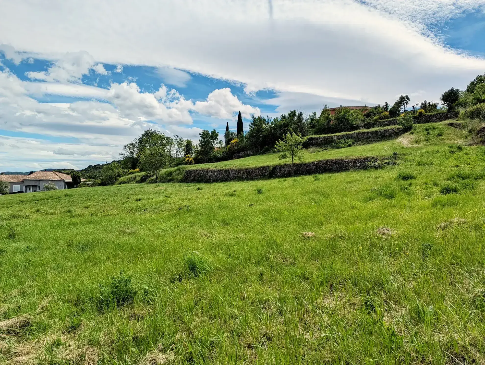 Terrains constructibles dans le Pradal avec vue dominante et exposition sud 