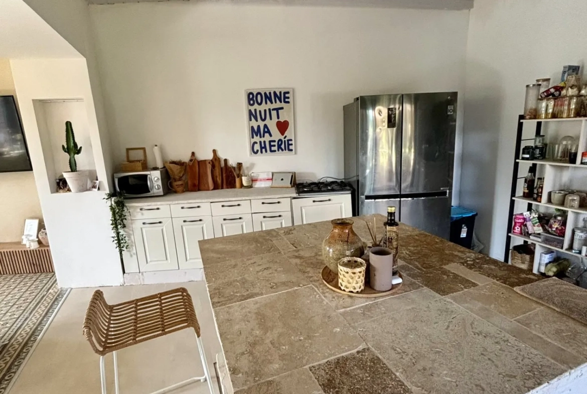 Fermette de 210 m² à Ficheux avec jardin et dépendances, fort potentiel 