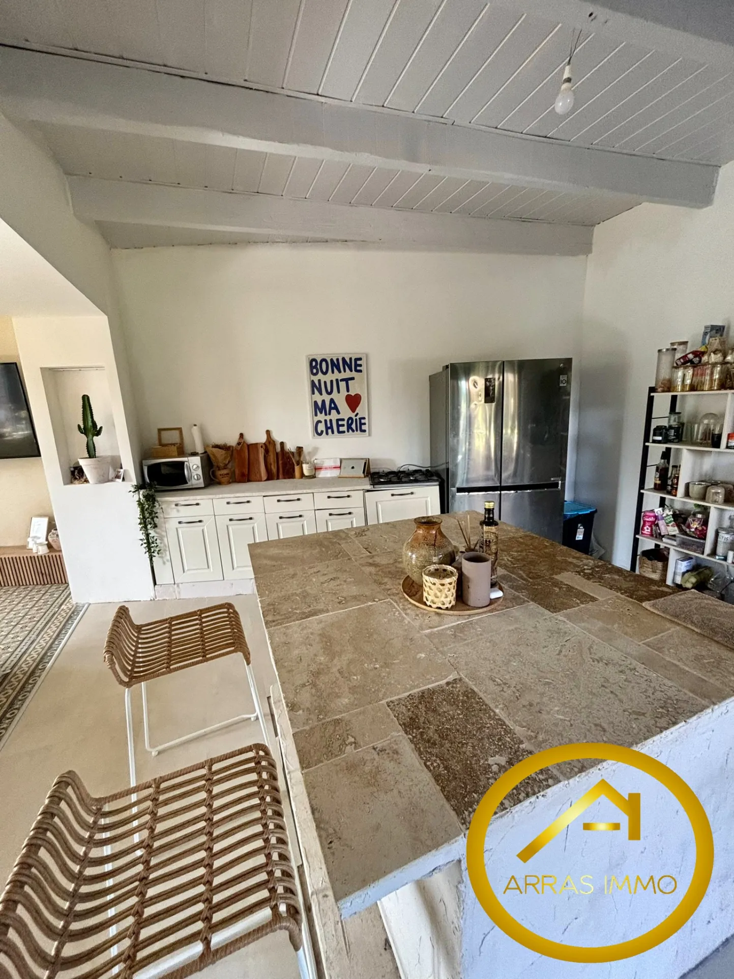 Fermette de 210 m² à Ficheux avec jardin et dépendances, fort potentiel 