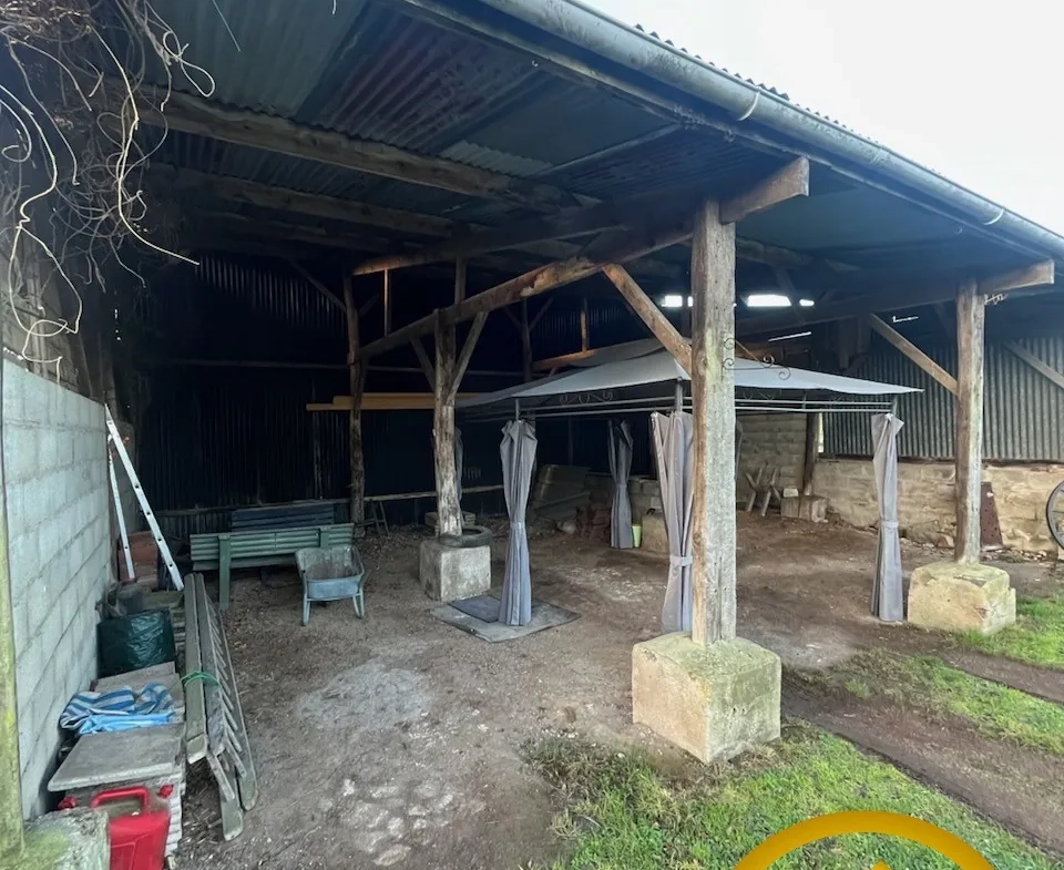 Fermette de 210 m² à Ficheux avec jardin et dépendances, fort potentiel 