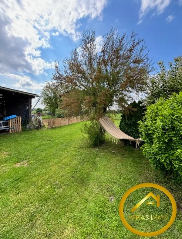 Fermette de 210 m² à Ficheux avec jardin et dépendances, fort potentiel 