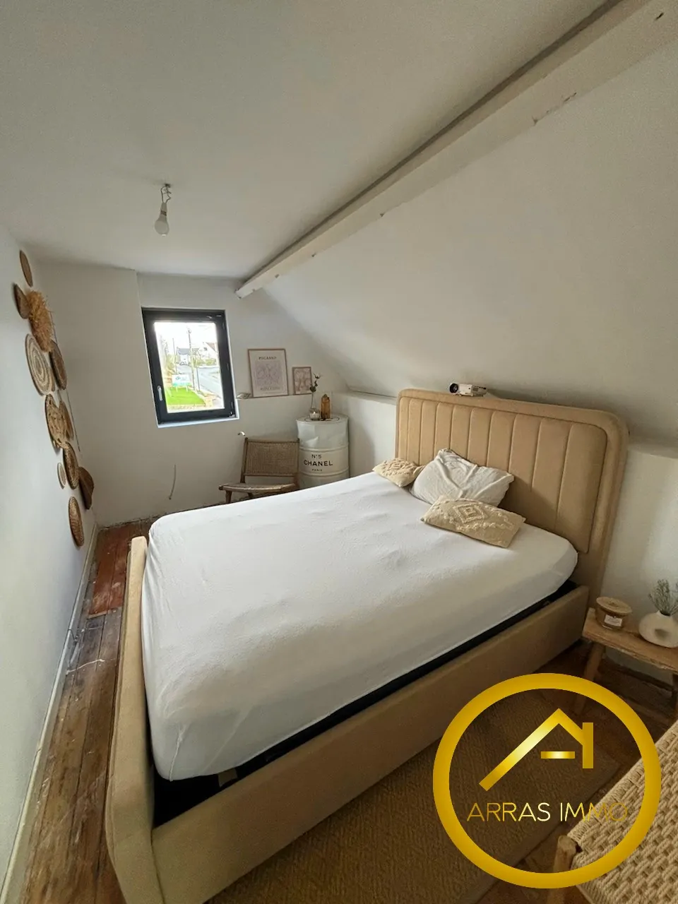 Fermette de 210 m² à Ficheux avec jardin et dépendances, fort potentiel 
