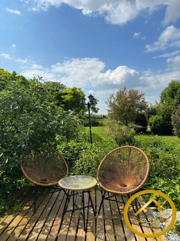 Fermette de 210 m² à Ficheux avec jardin et dépendances, fort potentiel 