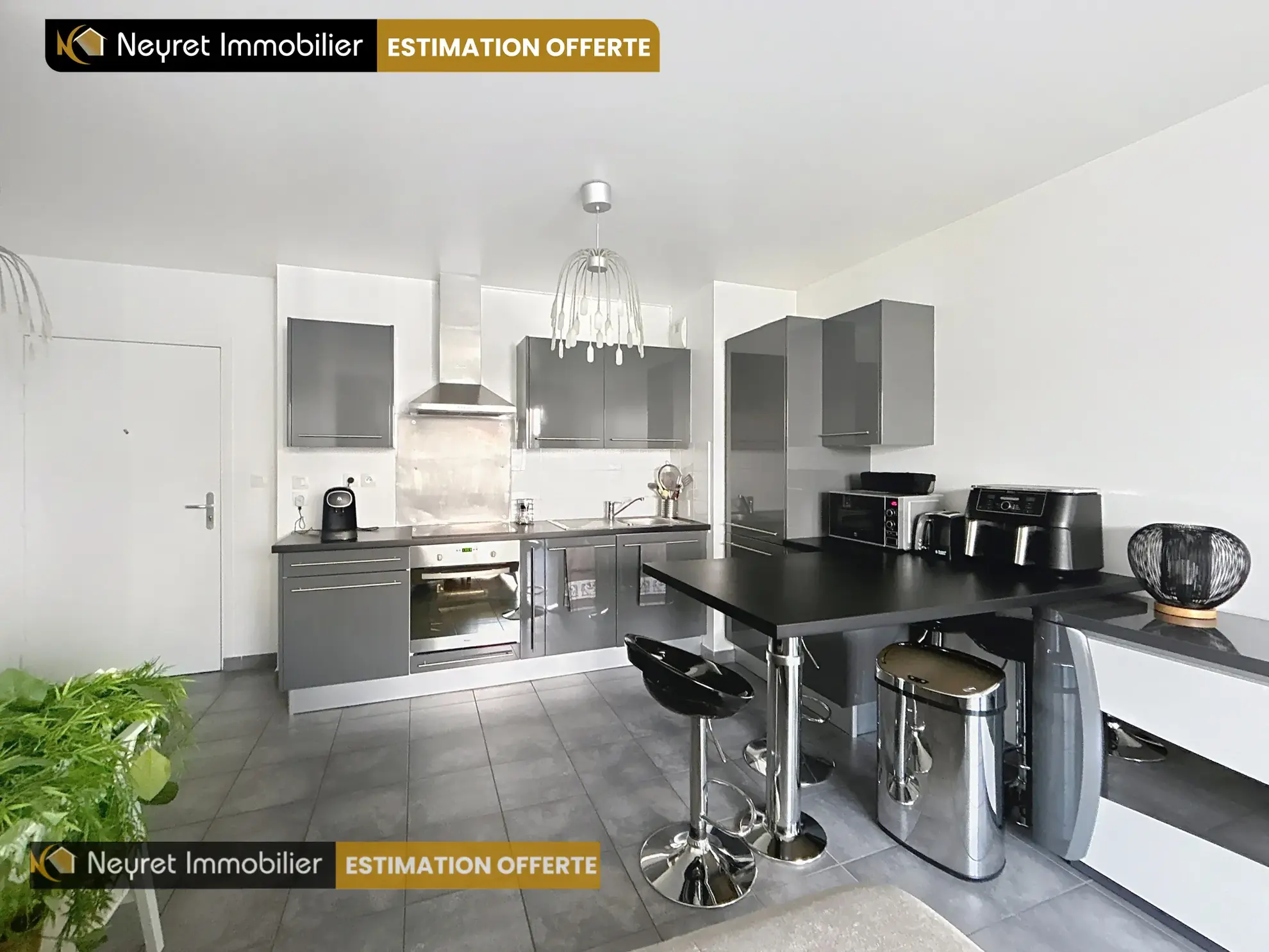 Appartement T3 à Saint-Fons avec parking et balcon, disponibilité novembre 2025 