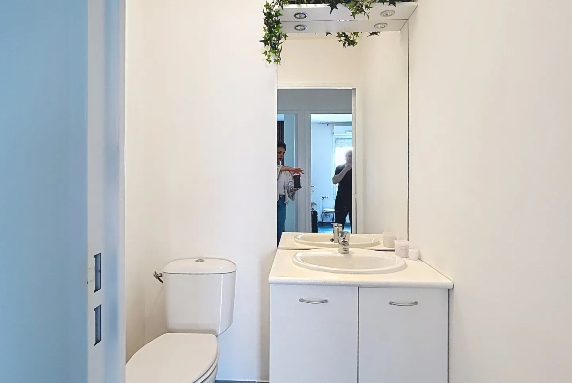 Appartement T3 à Saint-Fons avec parking et balcon, disponibilité novembre 2025 