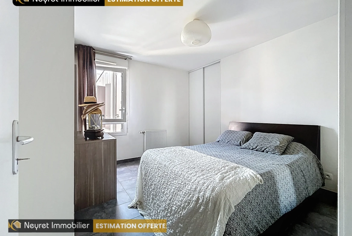 Appartement T3 à Saint-Fons avec parking et balcon, disponibilité novembre 2025 