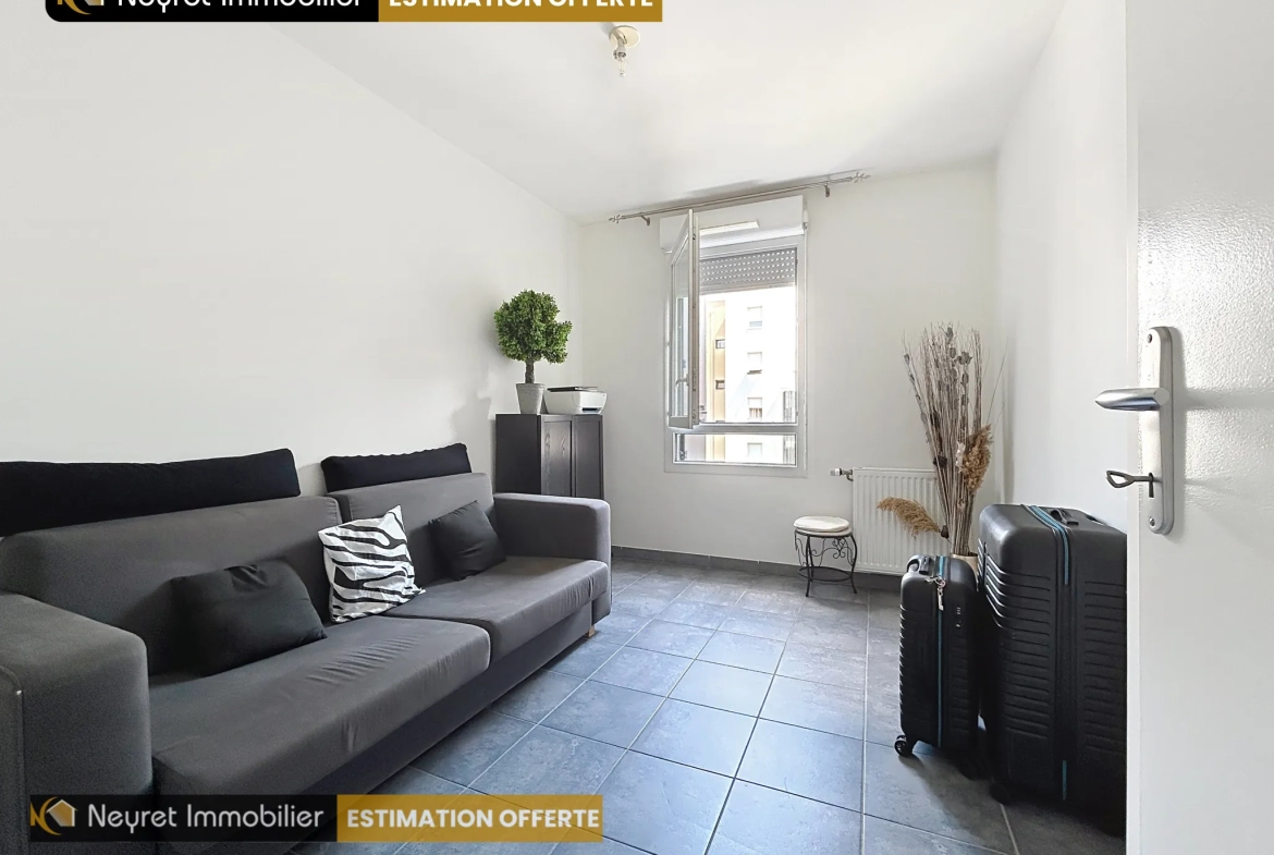 Appartement T3 à Saint-Fons avec parking et balcon, disponibilité novembre 2025 