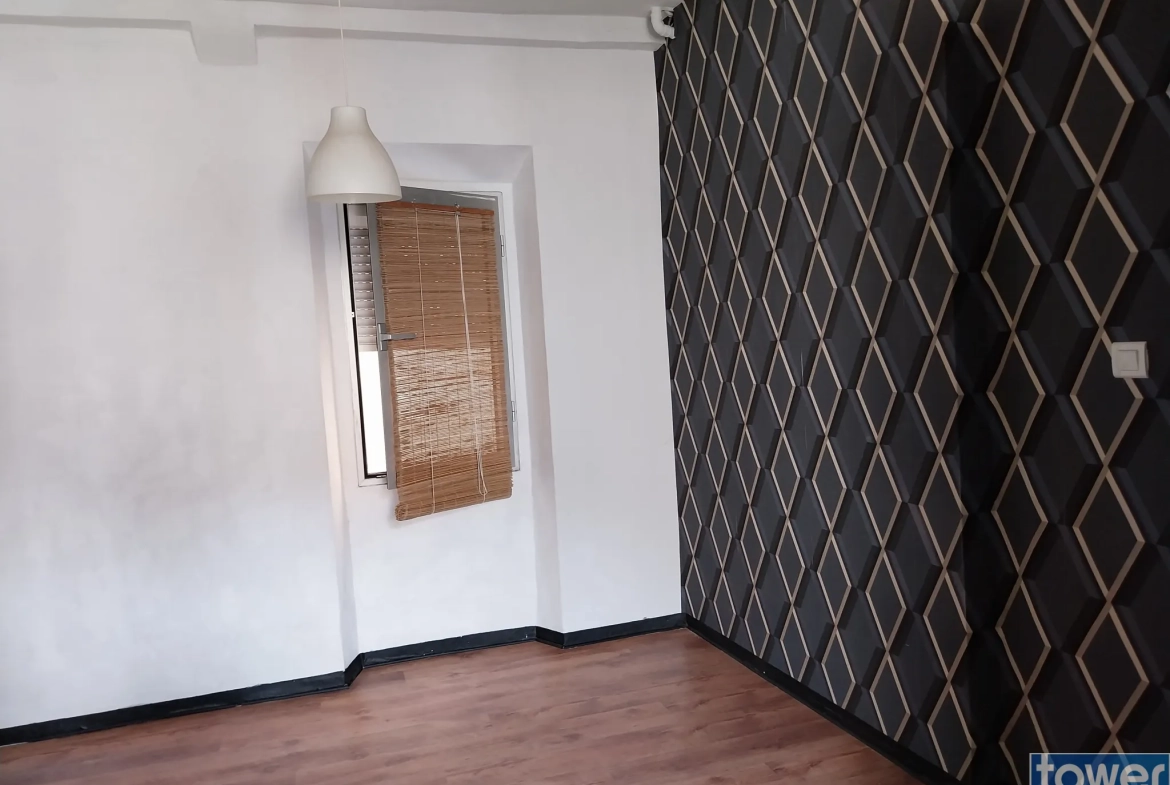 Grande maison de village à vendre à Arles-sur-Tech avec potentiel d'aménagement 