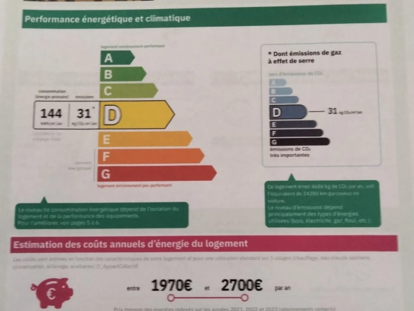 Grande maison de village à vendre à Arles-sur-Tech avec potentiel d'aménagement 
