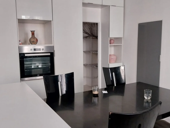 Grande maison de village à vendre à Arles-sur-Tech avec potentiel d'aménagement 