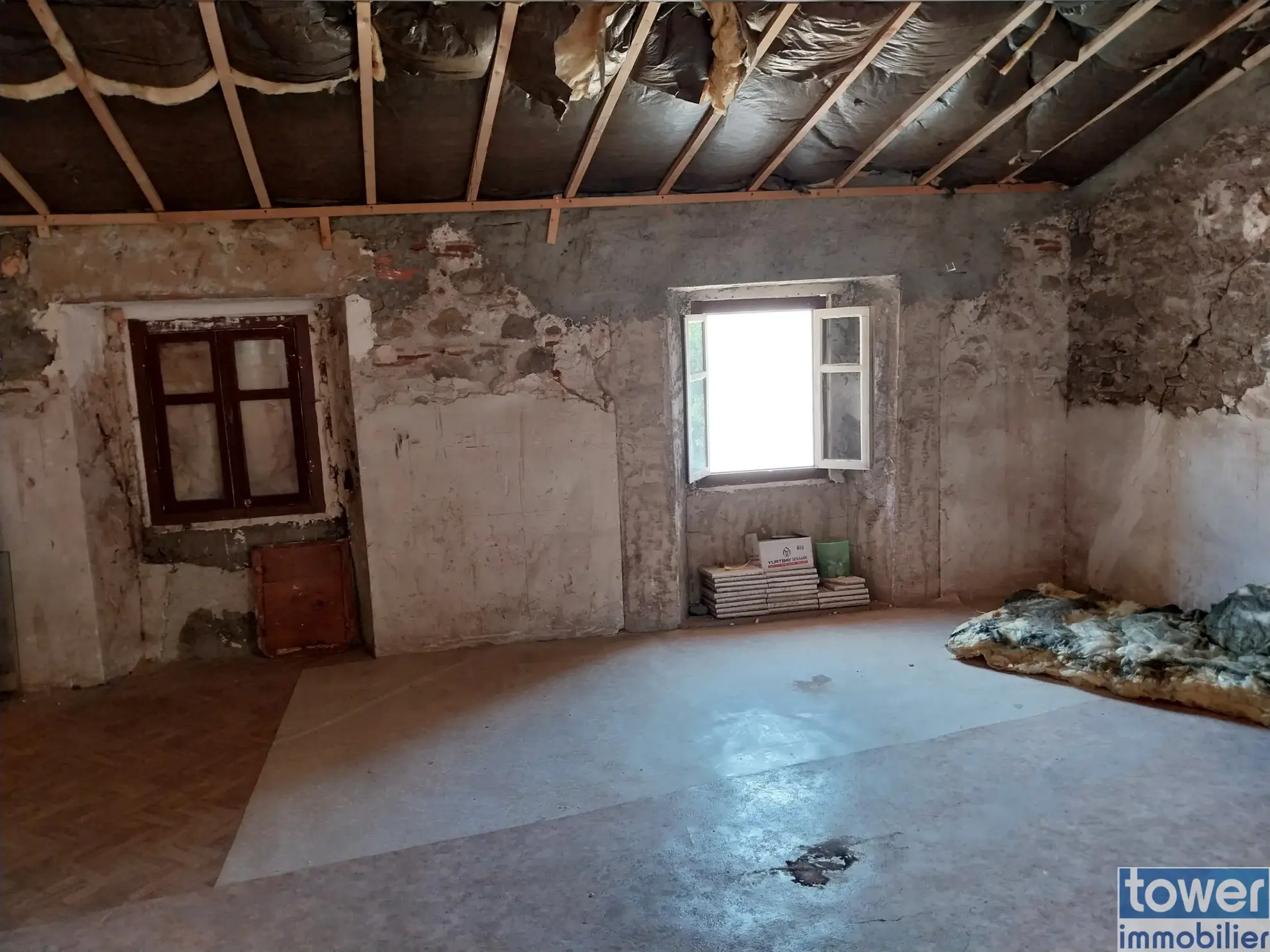 Grande maison de village à vendre à Arles-sur-Tech avec potentiel d'aménagement 